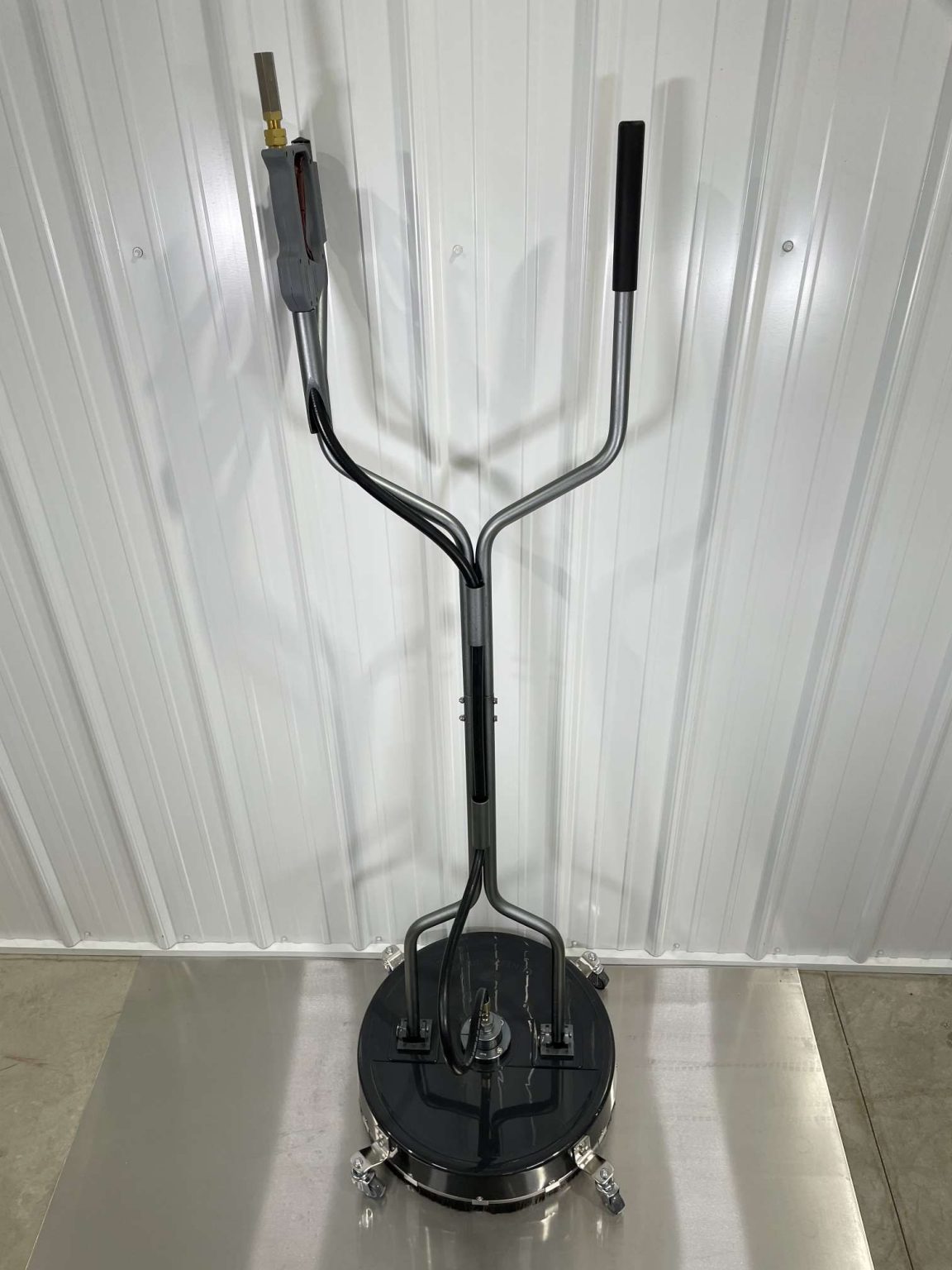 20" Scrubber with Caster Wheels Easiwash